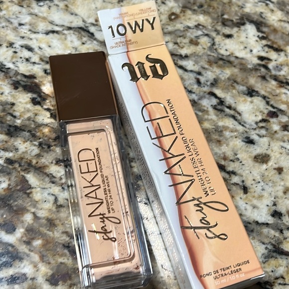 💕🌙Urban Decay 10WY Stay Naked Weightless Liquid Foundation - Picture 1 of 12